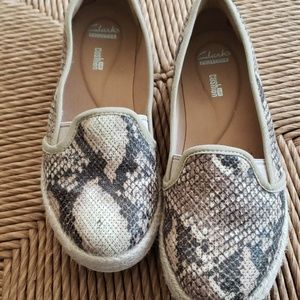 Clark's collection soft cushion snake print